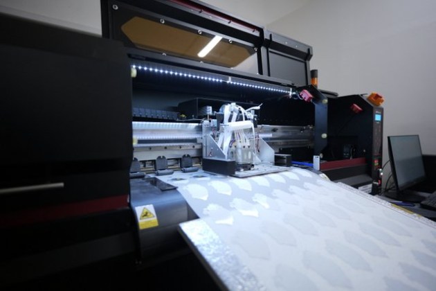 DTF transfer 57×100 cm – plnobarevný potisk textilu